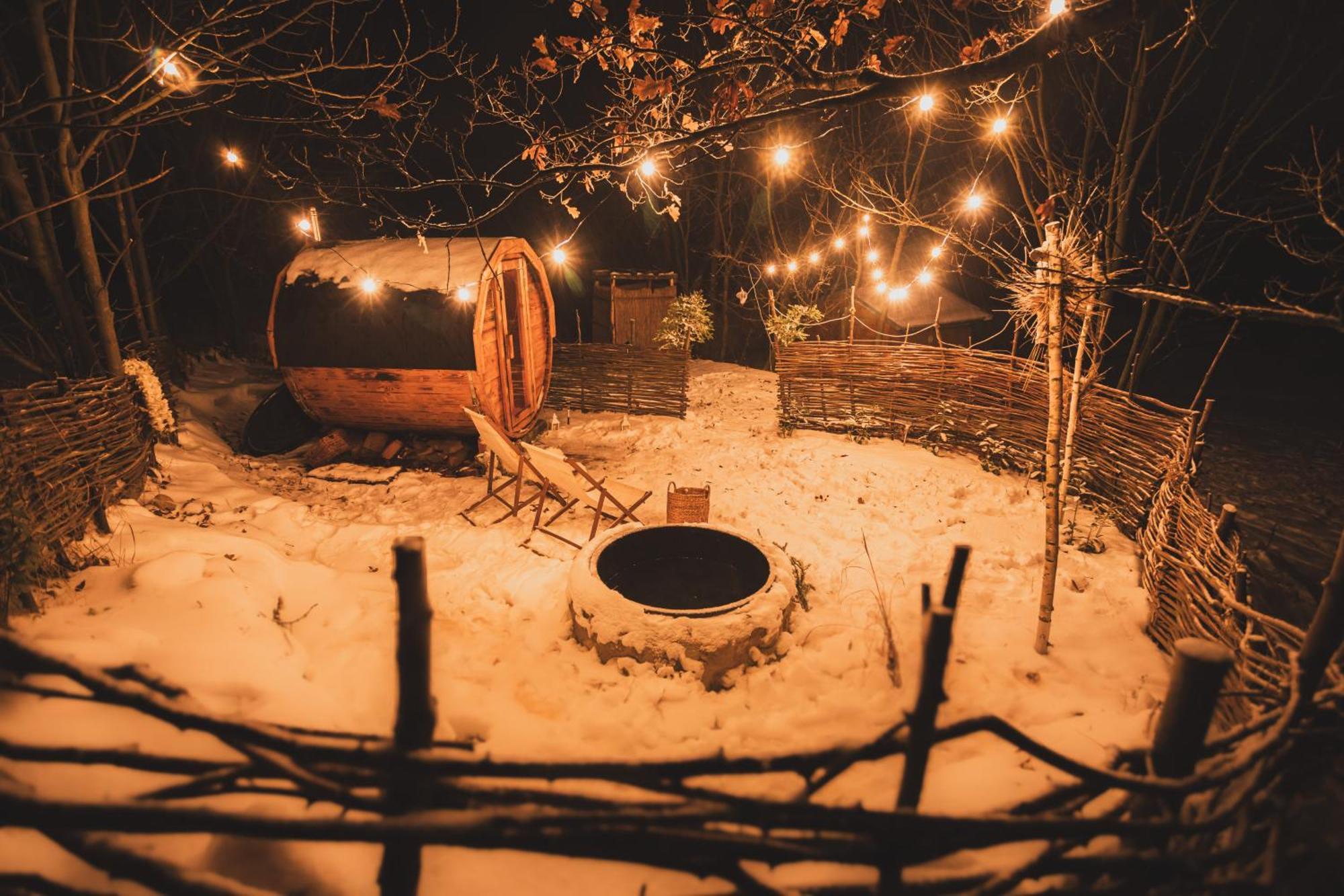 Cozy Wood Hut On The Farm Villa Trebivlice Buitenkant foto